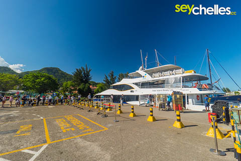 ferry services connect the main islands of the seychelles