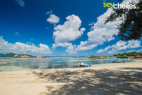 anse la reunion near the jetty on la digue